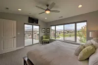 Modern Huntsville Resort Retreat w/ Deck & Hot Tub - Apartments