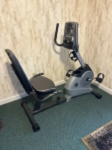 Quiet, Cozy Paoli Cabin Overlooking a Nice Pond