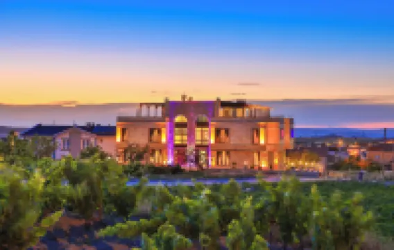 Noble Crown Stone House Cappadocia