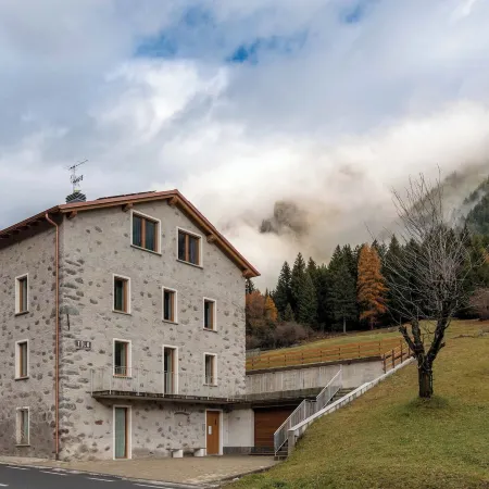 Villa Tola - Giallo