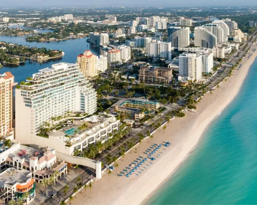 The Ritz-Carlton, Fort Lauderdale Hotels near Flamingo Park