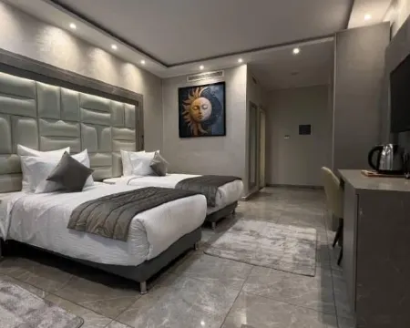 RV Hotel - Dely Brahim Hotels in Cheraga