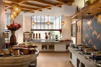 Ramada by Wyndham Katra Station Road - breakfast