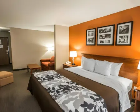 海斯I-70號舒眠套房酒店