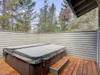 16 Yellow Pine Hotels in Sunriver