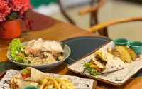 Alhambra Hotel Banda Aceh - Bữa sáng