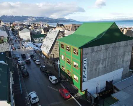 雅甘旅舍 烏斯懷亞酒店