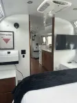 Luxury Airstream Glamping Unit 4 of 6, On-Site Hiking, Private Hot Tub and Sauna