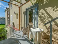 Apartments and Rooms Mate Hotels in Omiš