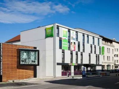Ibis Styles Montbéliard Centre Velotte Отели в г. Ду