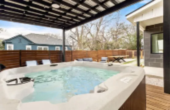 Austin Family Retreat at Ember House