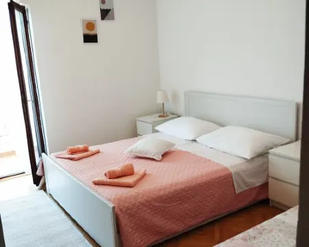 Apartment Jordan Hotels in Duce