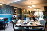 Wisteria Hotel - breakfast