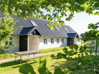 Den Gamle Smedje Hotels in Fjerritslev