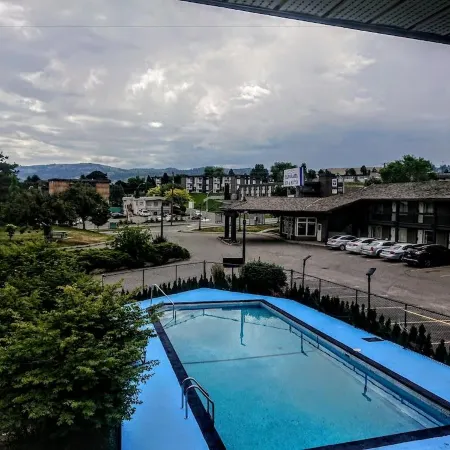 The Vista Inn