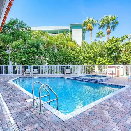 Waterfront 3B Balcony Hot Tub Pool Near Beach