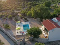 Rooms Agro B&B Linda Hotels in Opcina Pirovac