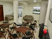 Frota Palace Hotel فنادق في ماكابا