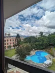 Hotel Yak & Yeti - Rooftop Pools