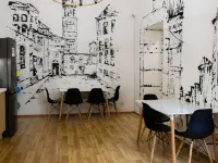 FiveHostel Các khách sạn gần Bảo tàng Đao phủ