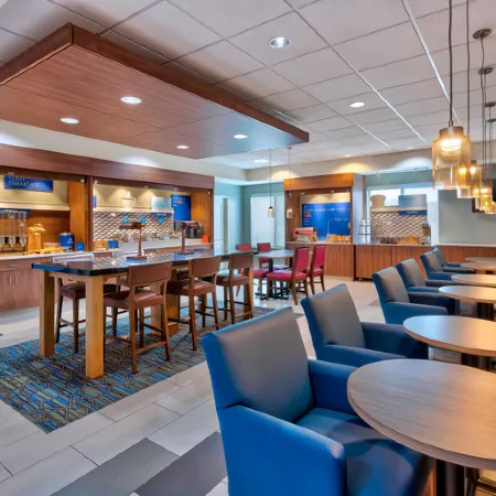 Holiday Inn Express & Suites EFFINGHAM by IHG
