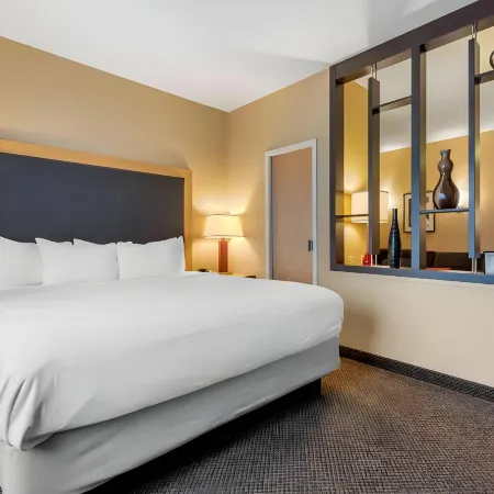 Cambria Hotel Akron - Canton Airport