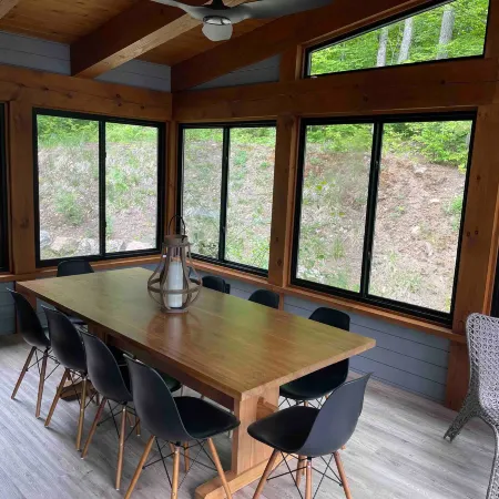 Serene 6-Bedroom Retreat in Tory Hill with Lake Views