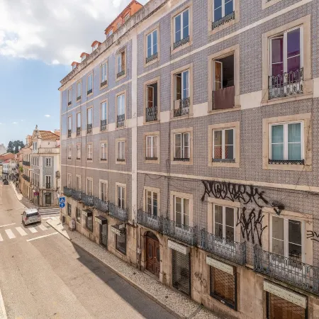 GuestReady - Lisbon's Downtown Escape