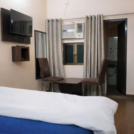 Kashika Paying Guest House