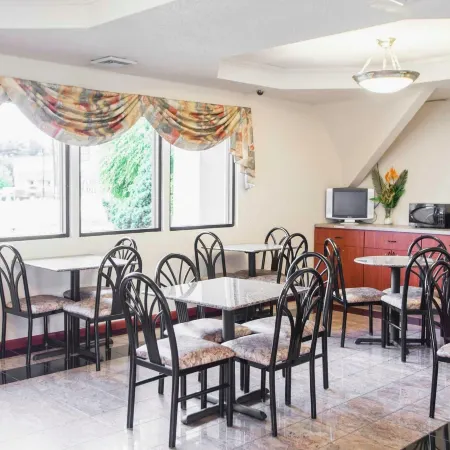 Mho Hotel Bordentown
