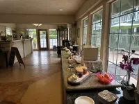 Baechtel Creek Inn