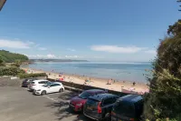 Swn Y Tonnau - Sea Front Apartment Spectacular Sea Views Parking Direct Beach Access - Bãi đậu xe