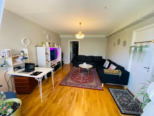 Charming Apartment with Private Entrance in Uppsala, Sweden - 2 ดาว