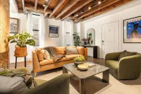 Mana and Lila Boutique Aparthotel