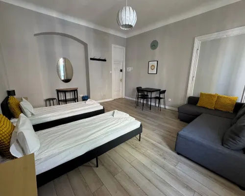 بيت الشباب تشيل آوت Hotels near أوهوتا