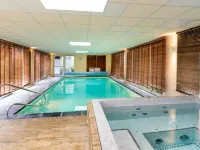 Ibis Budget Morlaix - ที่มีสระว่ายน้ำ