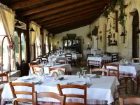 Agriturismo Masseria Alberotanza B&B and Restaurant Hotels in Conversano
