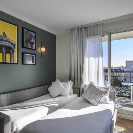Aparthotel Adagio Paris Buttes-Chaumont Отели рядом с достопримечательностью «19-й округ: Ля Вилетт»