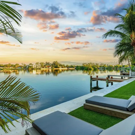 Signature Waterfront Villa by the Glamhomes