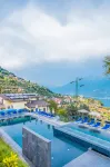 Village Hotel Lucia