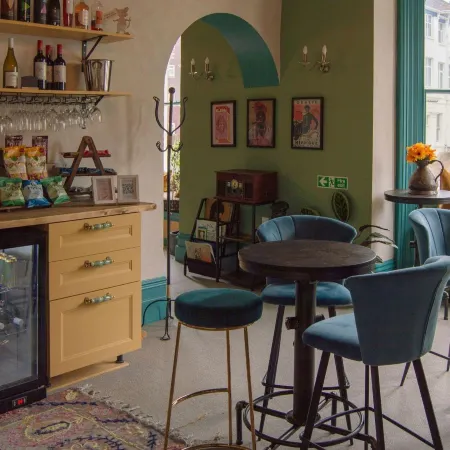 The Sheldon B&B - Free Private Parking