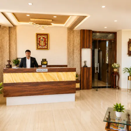 Hotel Khatana Palace Отели рядом с достопримечательностью «Железнодорожный вокзал Кота»
