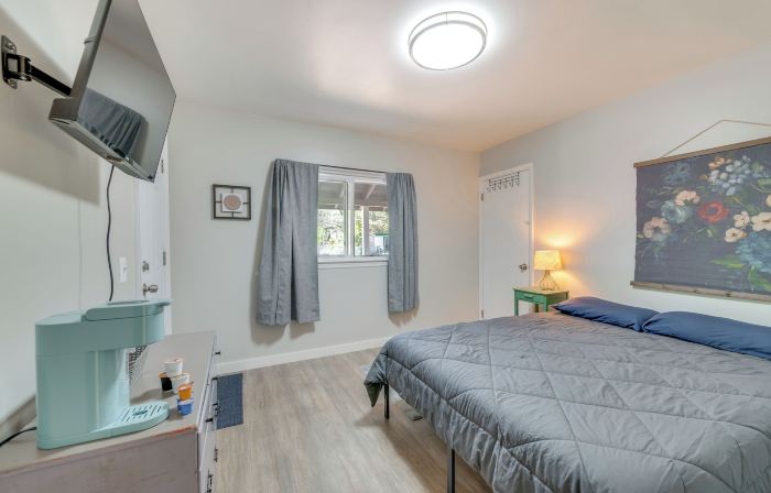 Cozy Room Near Schroon Lake Marina, Town & Beach!