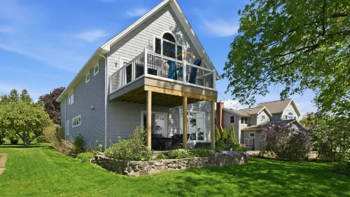 Rochester Lakeview 4br With Firepit Sleeps 6 4 Bedroom Home - 4-Star