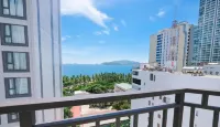 Prague Nha Trang Hotel - ビーチサイド