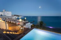 One Ibiza Suites - 5 stelle