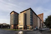 Student Only New Medlock House - واي فاي