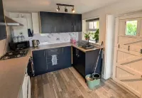 1 Bed Georgian Apartment - Garden - Pets Welcome - 2-Star