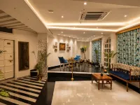 Grandrosse Boutique - Pichola Lake Facing Hotel - Bãi đậu xe