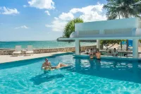 Couples Tower Isle - Pools